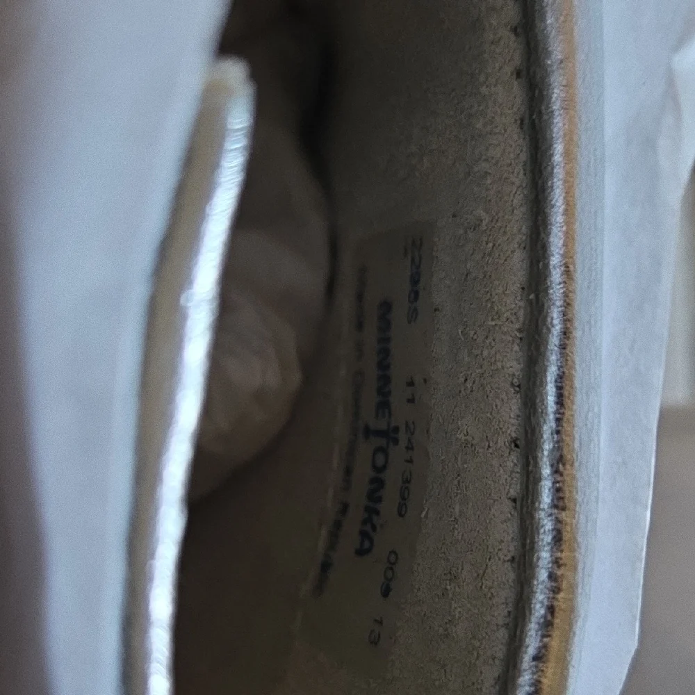 Minnetonka Kids Shimmering Silver Moccasins Size 11 Toddler